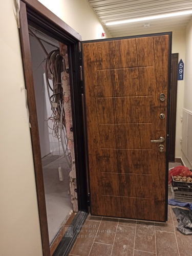 Замена старой двери на входную дверь с 3 уровнем безопасности №30